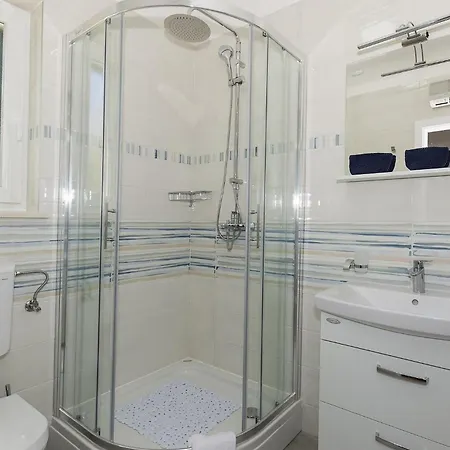 Ferienhaus Makarac Milna (Brac)